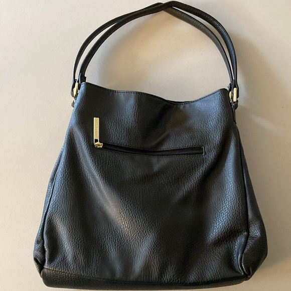 Olivia & Joy, Black faux leather purse, lots of compartments - Picture 2 of 16